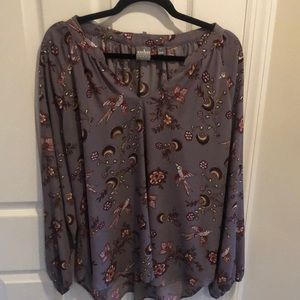 New York & Company Lavender hummingbird  shirt